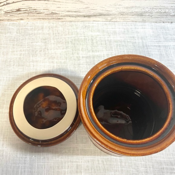 Aramis brown lidded crock jar storage decor gift - Picture 3 of 5
